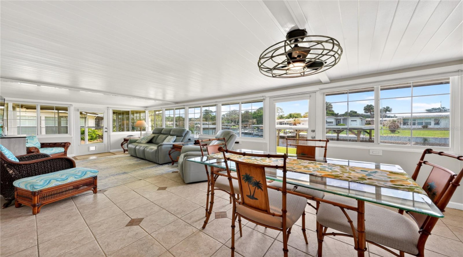 Tavares, Florida 32778, 2 Bedroom Bedrooms, ,2 Bathroombathrooms,Residential,For Sale,Todd,0,Mfrg5111601