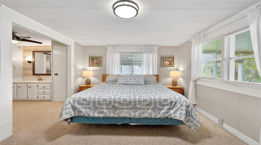 Tavares, Florida 32778, 2 Bedroom Bedrooms, ,2 Bathroombathrooms,Residential,For Sale,Todd,0,Mfrg5111601
