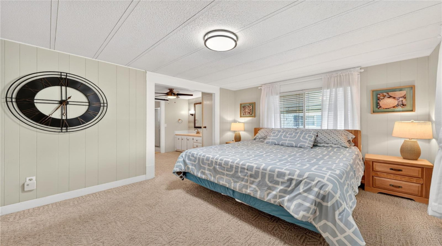 Tavares, Florida 32778, 2 Bedroom Bedrooms, ,2 Bathroombathrooms,Residential,For Sale,Todd,0,Mfrg5111601