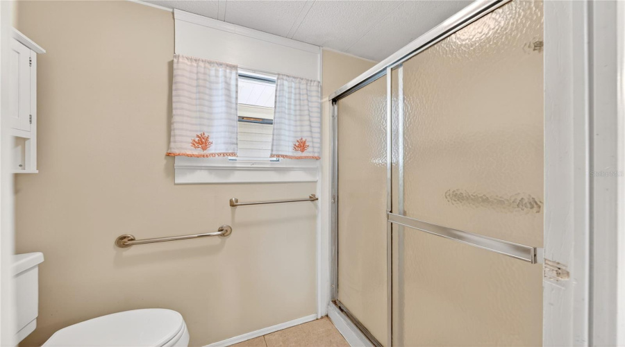 Tavares, Florida 32778, 2 Bedroom Bedrooms, ,2 Bathroombathrooms,Residential,For Sale,Todd,0,Mfrg5111601
