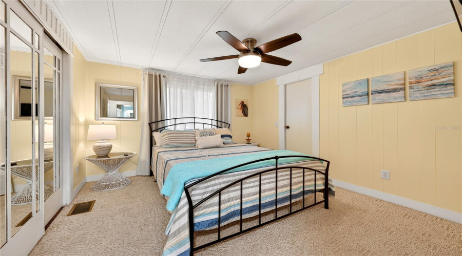 Tavares, Florida 32778, 2 Bedroom Bedrooms, ,2 Bathroombathrooms,Residential,For Sale,Todd,0,Mfrg5111601