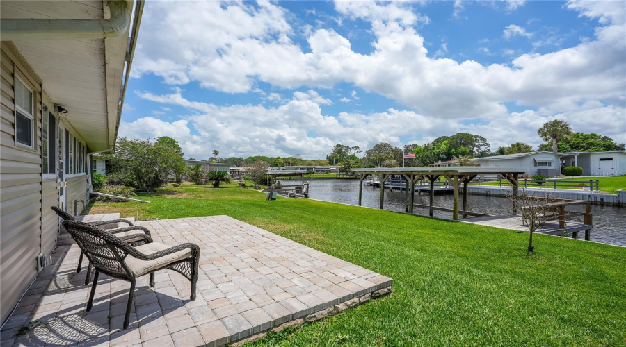 Open Patio - Perfect For Grilling Or Sunbathing!