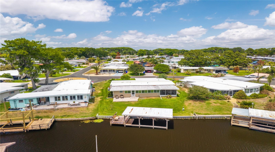 Tavares, Florida 32778, 2 Bedroom Bedrooms, ,2 Bathroombathrooms,Residential,For Sale,Todd,0,Mfrg5111601