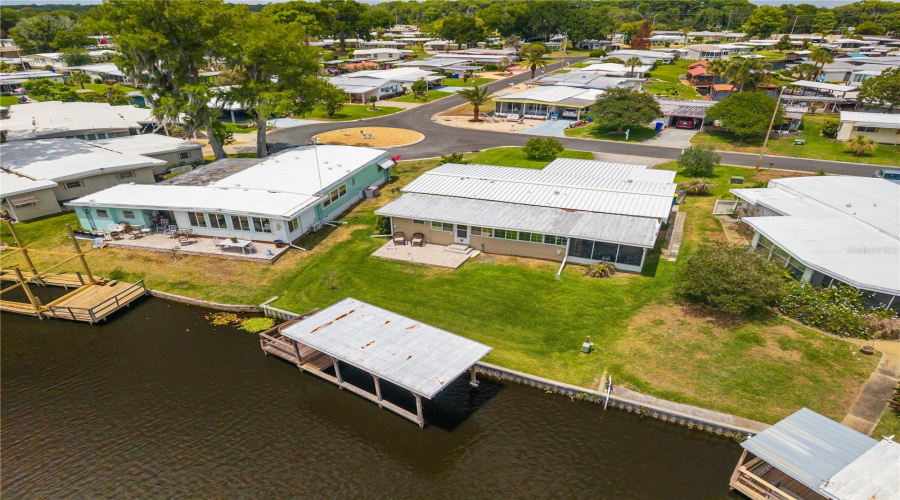 Tavares, Florida 32778, 2 Bedroom Bedrooms, ,2 Bathroombathrooms,Residential,For Sale,Todd,0,Mfrg5111601