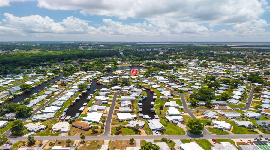 Tavares, Florida 32778, 2 Bedroom Bedrooms, ,2 Bathroombathrooms,Residential,For Sale,Todd,0,Mfrg5111601