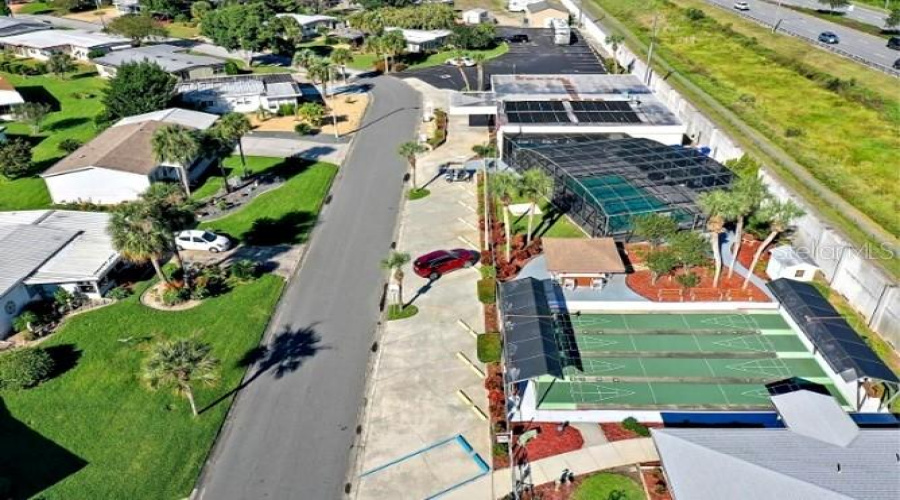 Tavares, Florida 32778, 2 Bedroom Bedrooms, ,2 Bathroombathrooms,Residential,For Sale,Todd,0,Mfrg5111601