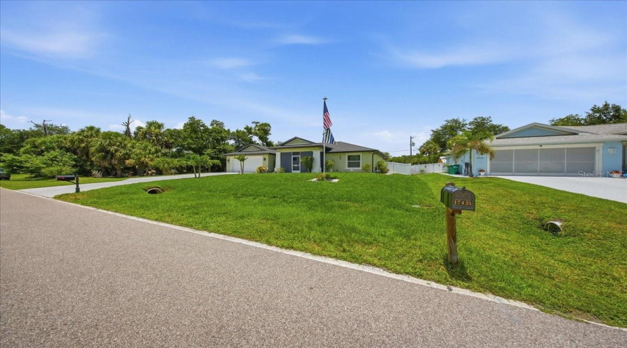 Port Charlotte, Florida 33948, 3 Bedroom Bedrooms, ,2 Bathroombathrooms,Residential,For Sale,Shirley,0,Mfrl4963267