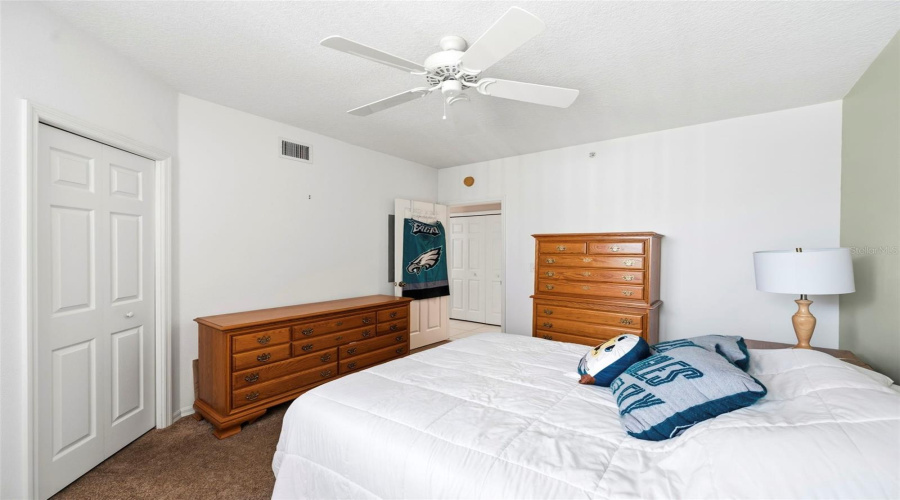 Largo, Florida 33771, 2 Bedroom Bedrooms, ,2 Bathroombathrooms,Residential,For Sale,Country Club,0,Mfrtb8525088