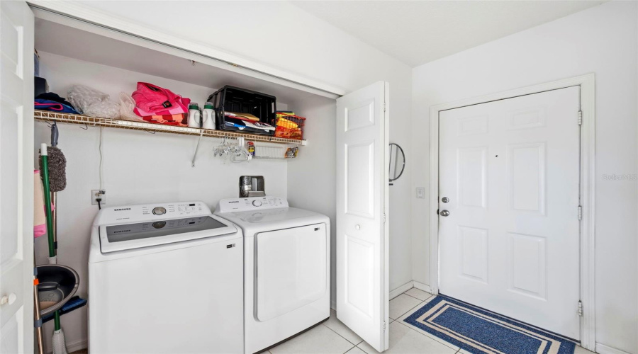 Largo, Florida 33771, 2 Bedroom Bedrooms, ,2 Bathroombathrooms,Residential,For Sale,Country Club,0,Mfrtb8525088