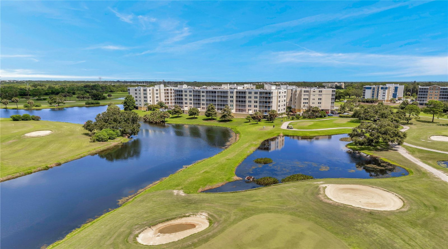 Largo, Florida 33771, 2 Bedroom Bedrooms, ,2 Bathroombathrooms,Residential,For Sale,Country Club,0,Mfrtb8525088
