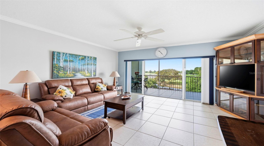 Largo, Florida 33771, 2 Bedroom Bedrooms, ,2 Bathroombathrooms,Residential,For Sale,Country Club,0,Mfrtb8525088