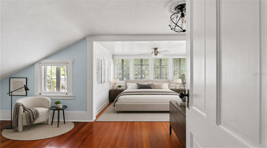 Tampa, Florida 33604, 3 Bedroom Bedrooms, ,1 Bathroombathrooms,Residential,For Sale,Henry,0,Mfrtb8511252