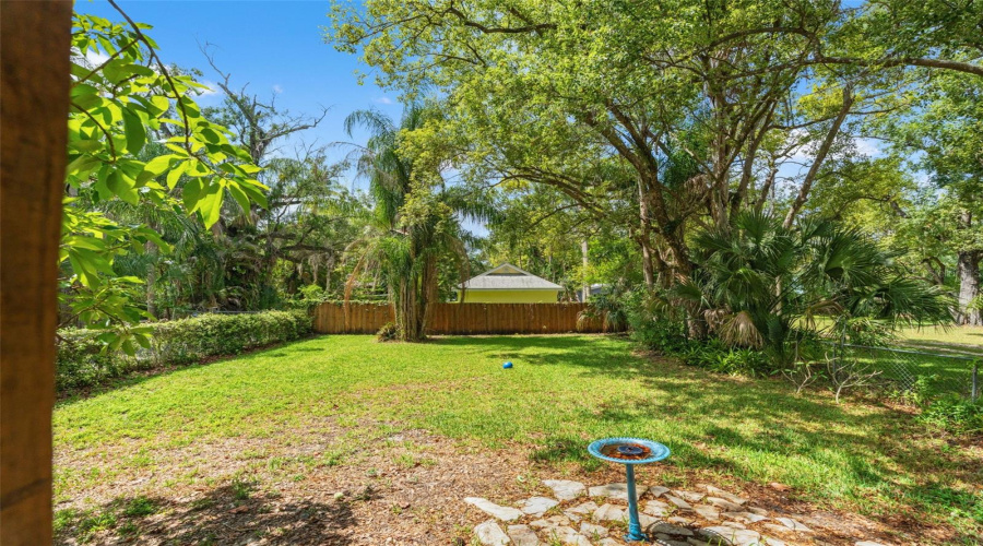Tampa, Florida 33604, 3 Bedroom Bedrooms, ,1 Bathroombathrooms,Residential,For Sale,Henry,0,Mfrtb8511252