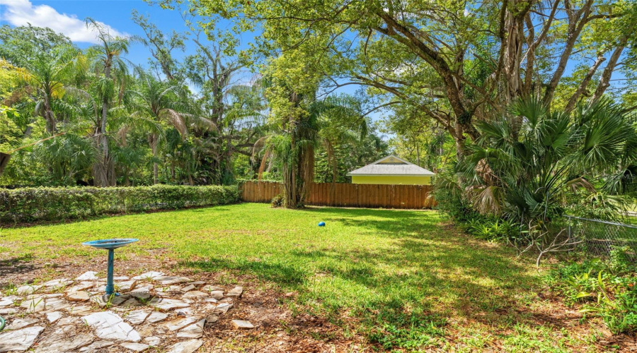 Tampa, Florida 33604, 3 Bedroom Bedrooms, ,1 Bathroombathrooms,Residential,For Sale,Henry,0,Mfrtb8511252