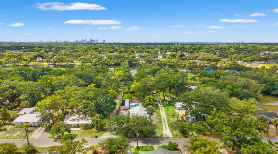 Tampa, Florida 33604, 3 Bedroom Bedrooms, ,1 Bathroombathrooms,Residential,For Sale,Henry,0,Mfrtb8511252