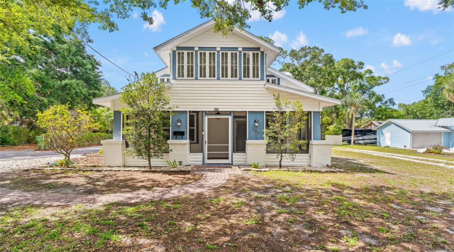 Tampa, Florida 33604, 3 Bedroom Bedrooms, ,1 Bathroombathrooms,Residential,For Sale,Henry,0,Mfrtb8511252