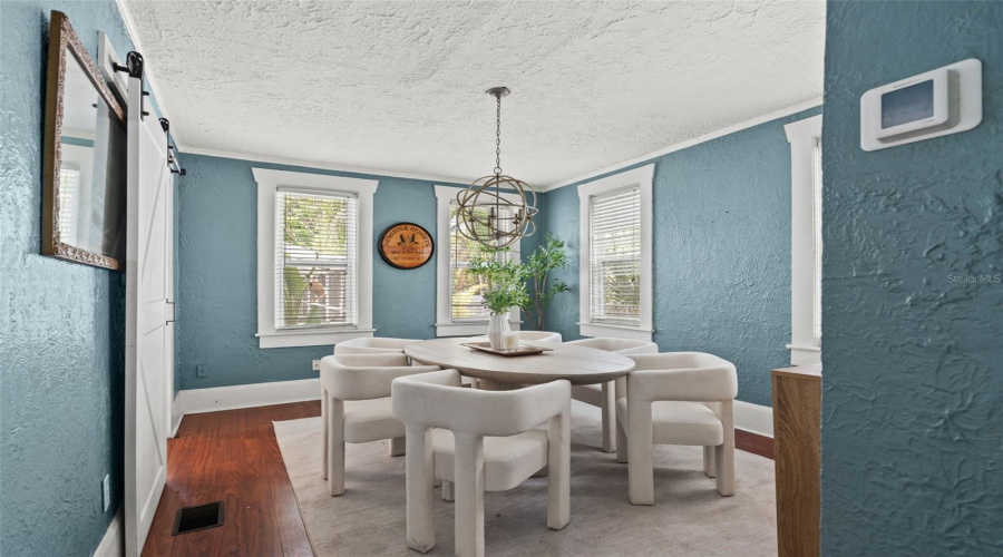 Tampa, Florida 33604, 3 Bedroom Bedrooms, ,1 Bathroombathrooms,Residential,For Sale,Henry,0,Mfrtb8511252
