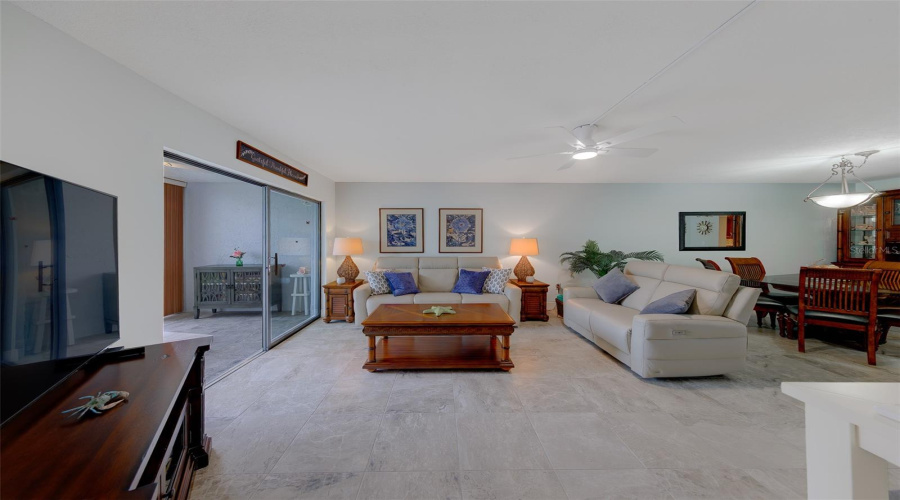 Clearwater, Florida 33764, 2 Bedroom Bedrooms, ,2 Bathroombathrooms,Residential,For Sale,Us Highway 19,0,Mfrtb8541869