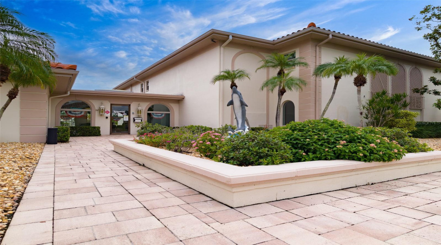 Clearwater, Florida 33764, 2 Bedroom Bedrooms, ,2 Bathroombathrooms,Residential,For Sale,Us Highway 19,0,Mfrtb8541869