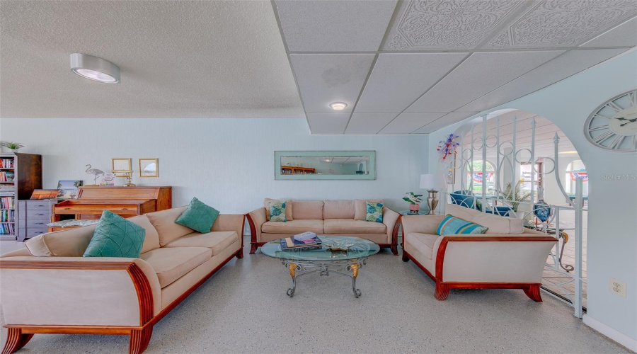 Clearwater, Florida 33764, 2 Bedroom Bedrooms, ,2 Bathroombathrooms,Residential,For Sale,Us Highway 19,0,Mfrtb8541869