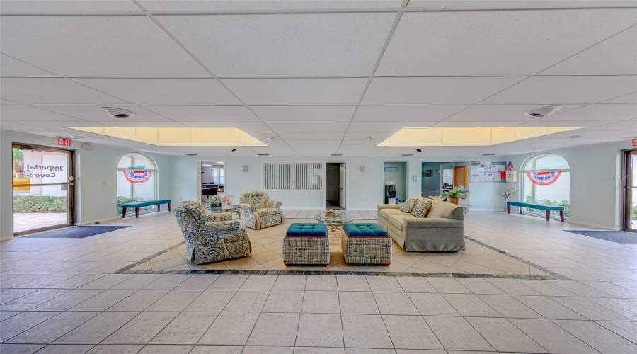 Clearwater, Florida 33764, 2 Bedroom Bedrooms, ,2 Bathroombathrooms,Residential,For Sale,Us Highway 19,0,Mfrtb8541869