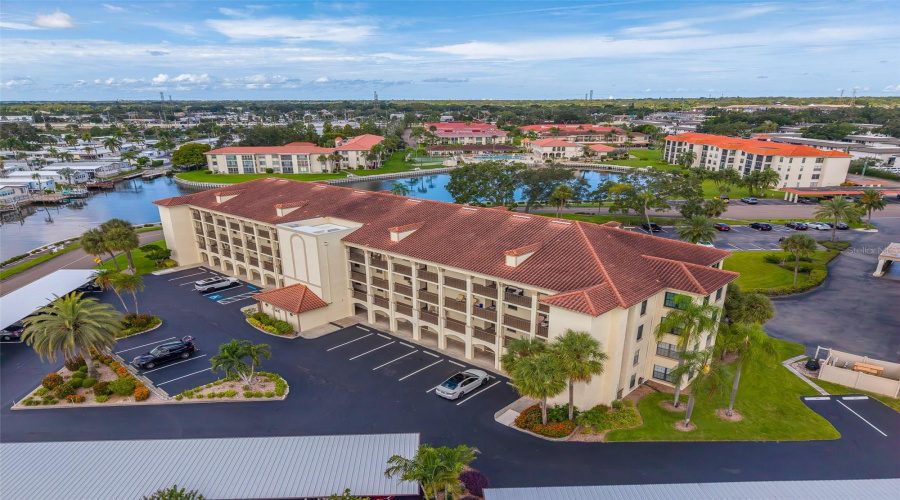 Clearwater, Florida 33764, 2 Bedroom Bedrooms, ,2 Bathroombathrooms,Residential,For Sale,Us Highway 19,0,Mfrtb8541869