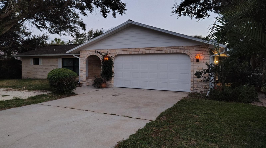 Ponce Inlet, Florida 32127, 3 Bedroom Bedrooms, ,2 Bathroombathrooms,Residential,For Sale,Michael,0,Mfrl4961593