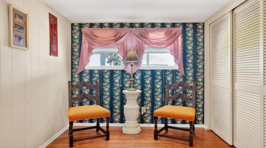 Tavares, Florida 32778, 3 Bedroom Bedrooms, ,2 Bathroombathrooms,Residential,For Sale,Howard,0,Mfrg5112594
