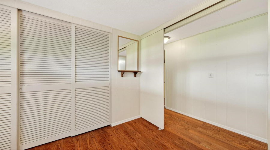 Tavares, Florida 32778, 3 Bedroom Bedrooms, ,2 Bathroombathrooms,Residential,For Sale,Howard,0,Mfrg5112594