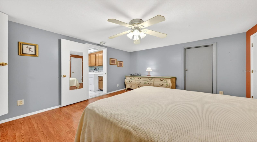 Tavares, Florida 32778, 3 Bedroom Bedrooms, ,2 Bathroombathrooms,Residential,For Sale,Howard,0,Mfrg5112594