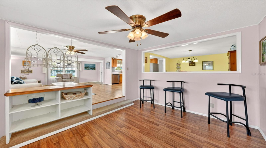Tavares, Florida 32778, 3 Bedroom Bedrooms, ,2 Bathroombathrooms,Residential,For Sale,Howard,0,Mfrg5112594