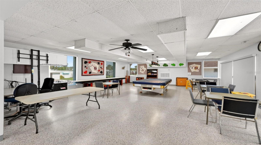 Tavares, Florida 32778, 3 Bedroom Bedrooms, ,2 Bathroombathrooms,Residential,For Sale,Howard,0,Mfrg5112594