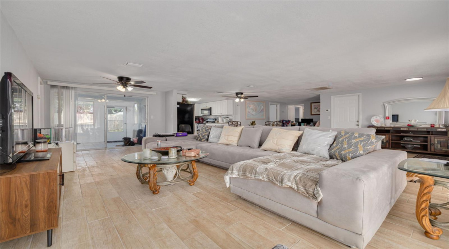 Holiday, Florida 34691, 3 Bedroom Bedrooms, ,2 Bathroombathrooms,Residential,For Sale,Rockaway,0,Mfrtb8515441