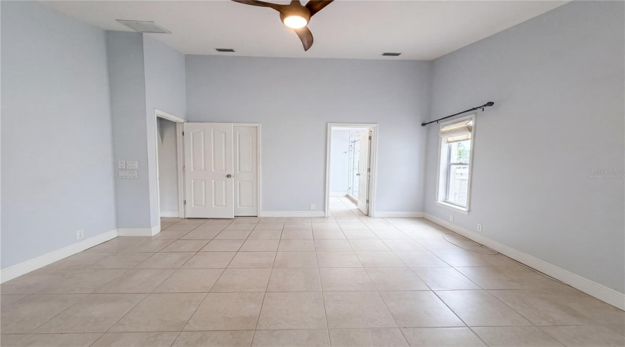 Bradenton, Florida 34210, 2 Bedroom Bedrooms, ,2 Bathroombathrooms,Residential,For Sale,61St Avenue,0,Mfro6412728