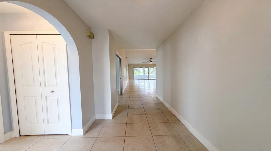 Bradenton, Florida 34210, 2 Bedroom Bedrooms, ,2 Bathroombathrooms,Residential,For Sale,61St Avenue,0,Mfro6412728