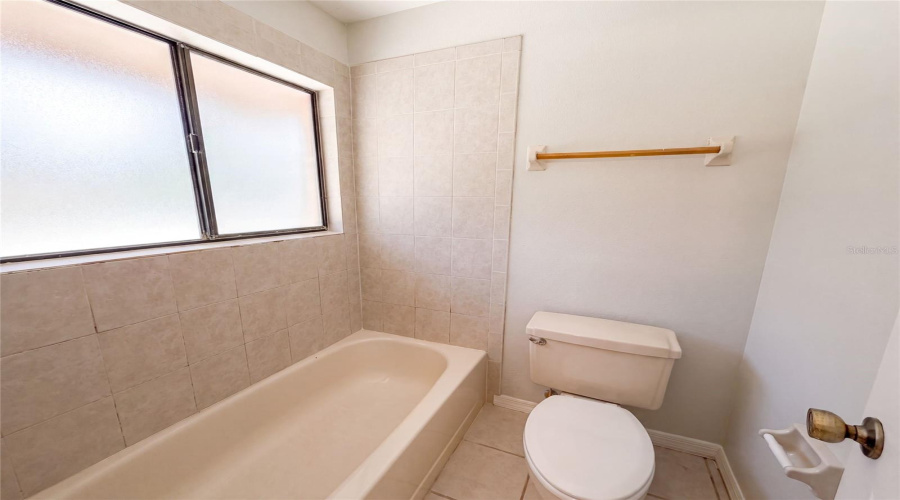Lake Mary, Florida 32746, 4 Bedroom Bedrooms, ,2 Bathroombathrooms,Residential,For Sale,Sprucewood,0,Mfro6426839