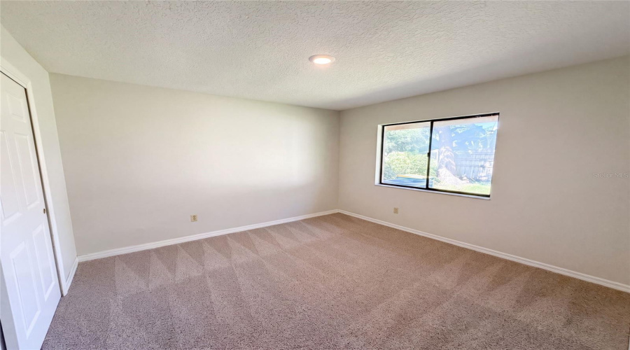 Lake Mary, Florida 32746, 4 Bedroom Bedrooms, ,2 Bathroombathrooms,Residential,For Sale,Sprucewood,0,Mfro6426839