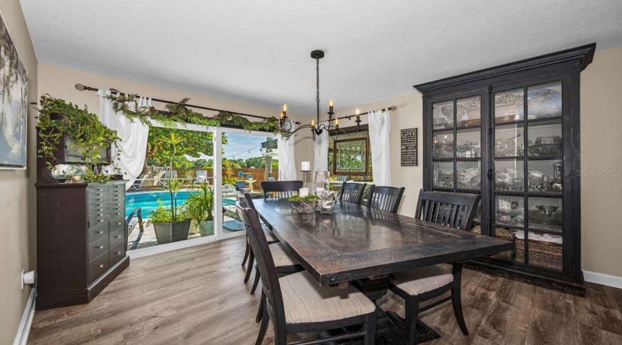 Tampa, Florida 33635, 3 Bedroom Bedrooms, ,2 Bathroombathrooms,Residential,For Sale,Silvermill,0,Mfrtb8539438