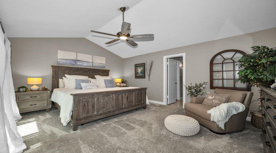 Tampa, Florida 33635, 3 Bedroom Bedrooms, ,2 Bathroombathrooms,Residential,For Sale,Silvermill,0,Mfrtb8539438