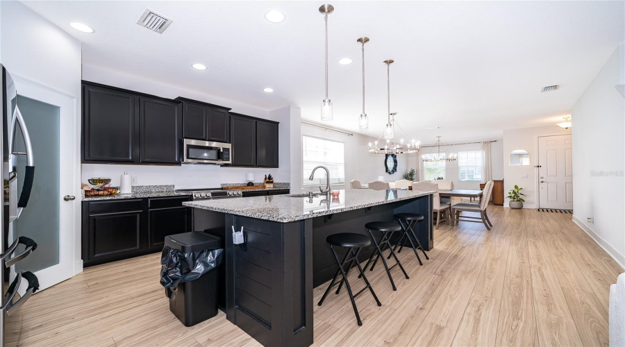 Kissimmee, Florida 34758, 5 Bedroom Bedrooms, ,3 Bathroombathrooms,Residential,For Sale,Marcos,0,Mfrs5154422