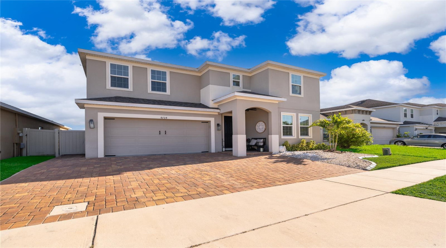 Kissimmee, Florida 34758, 5 Bedroom Bedrooms, ,3 Bathroombathrooms,Residential,For Sale,Marcos,0,Mfrs5154422