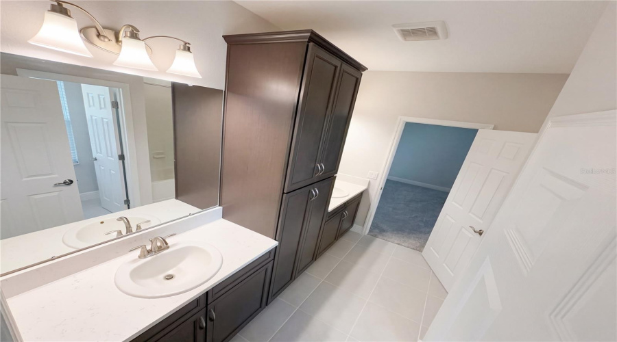 San Antonio, Florida 33576, 5 Bedroom Bedrooms, ,4 Bathroombathrooms,Residential,For Sale,Rustic Timber,0,Mfro6391275