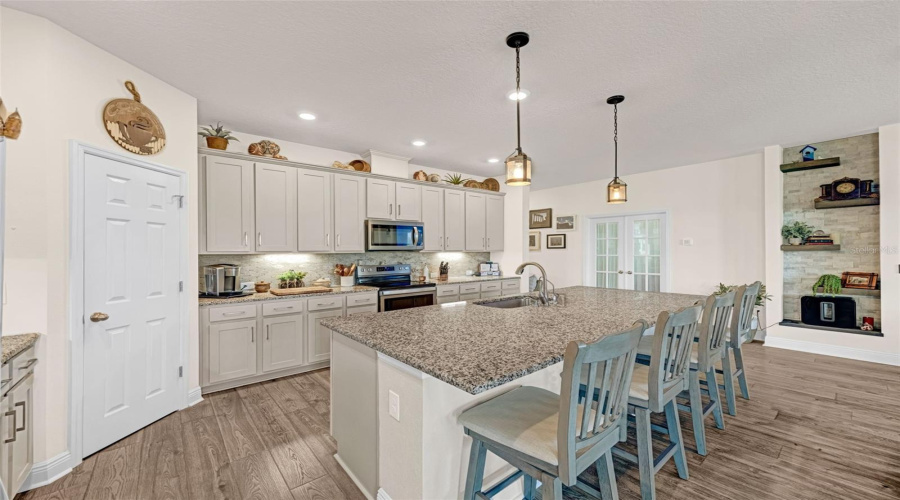 Palmetto, Florida 34221, 4 Bedroom Bedrooms, ,3 Bathroombathrooms,Residential,For Sale,Gavella,0,Mfrtb8498687