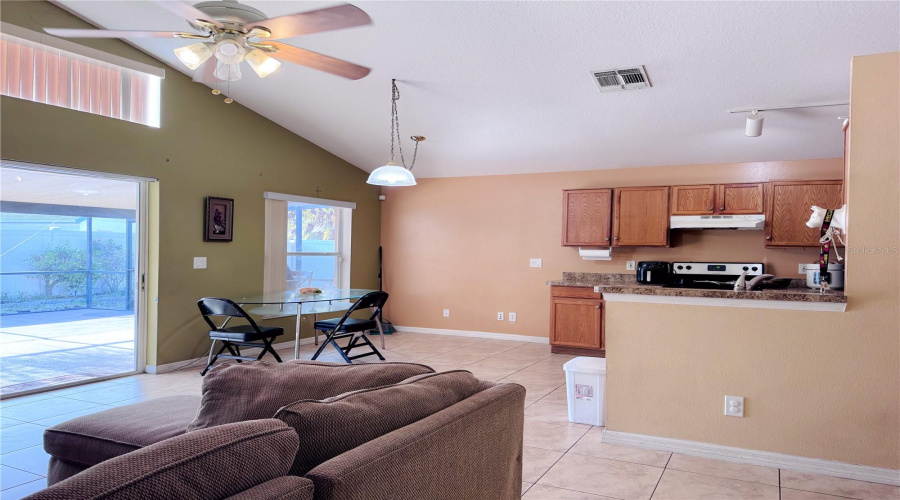 Orlando, Florida 32824, 4 Bedroom Bedrooms, ,2 Bathroombathrooms,Residential,For Sale,Lytton,0,Mfro6429673