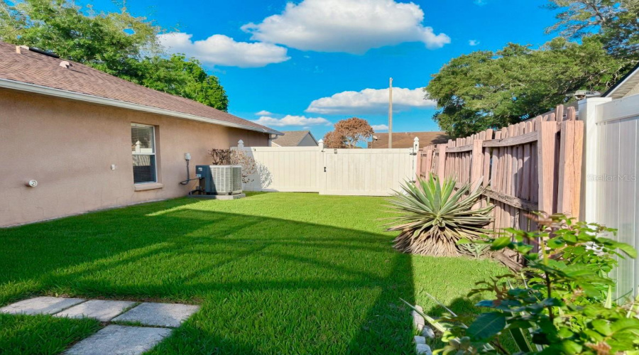Orlando, Florida 32824, 4 Bedroom Bedrooms, ,2 Bathroombathrooms,Residential,For Sale,Lytton,0,Mfro6429673
