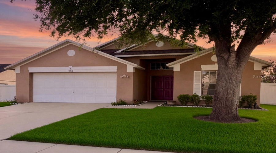 Orlando, Florida 32824, 4 Bedroom Bedrooms, ,2 Bathroombathrooms,Residential,For Sale,Lytton,0,Mfro6429673