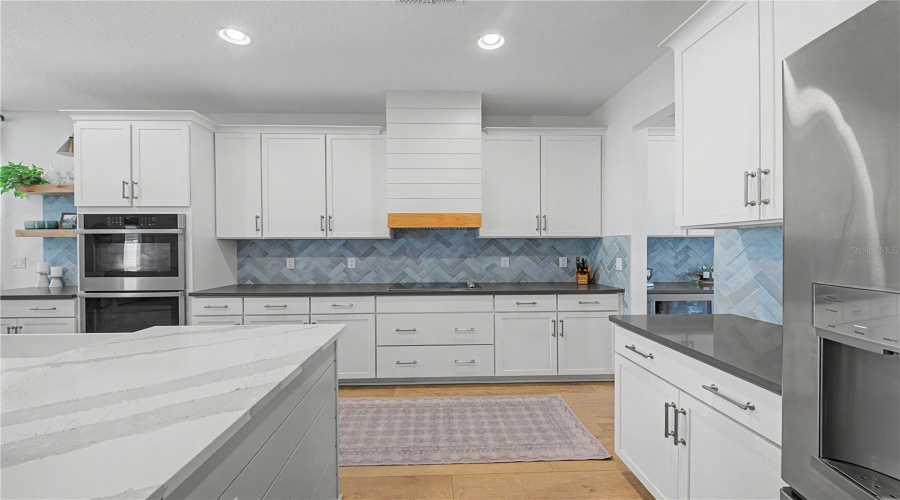 Lutz, Florida 33558, 5 Bedroom Bedrooms, ,3 Bathroombathrooms,Residential,For Sale,Breynia,0,Mfrp4939593