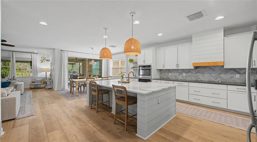 Lutz, Florida 33558, 5 Bedroom Bedrooms, ,3 Bathroombathrooms,Residential,For Sale,Breynia,0,Mfrp4939593