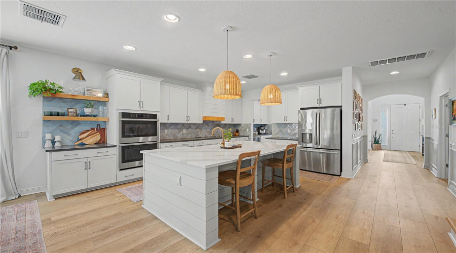 Lutz, Florida 33558, 5 Bedroom Bedrooms, ,3 Bathroombathrooms,Residential,For Sale,Breynia,0,Mfrp4939593