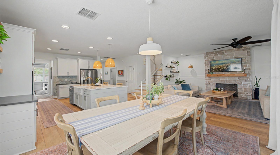 Lutz, Florida 33558, 5 Bedroom Bedrooms, ,3 Bathroombathrooms,Residential,For Sale,Breynia,0,Mfrp4939593